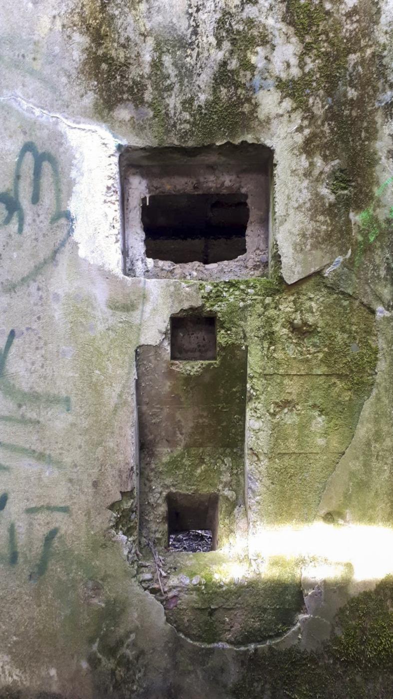 Ligne Maginot - SUNDHOUSE - (Stand de tir) - Créneau de cloche GFM type A