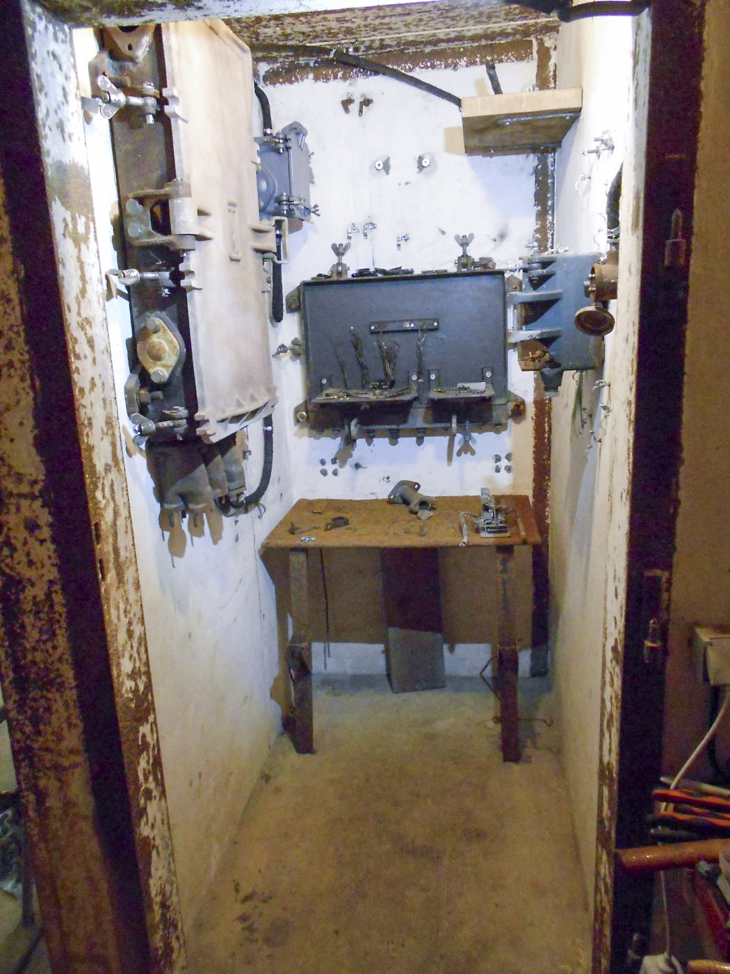 Ligne Maginot - 84 - CHEMIN CREUX - (Casemate d'infanterie - Double) - Central téléphonique