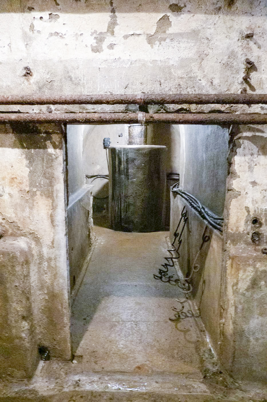 Ligne Maginot - MICHELSBERG - A22 - (Ouvrage d'artillerie) - Vers l'arrivée des câbles téléphoniques - Michel Teiten