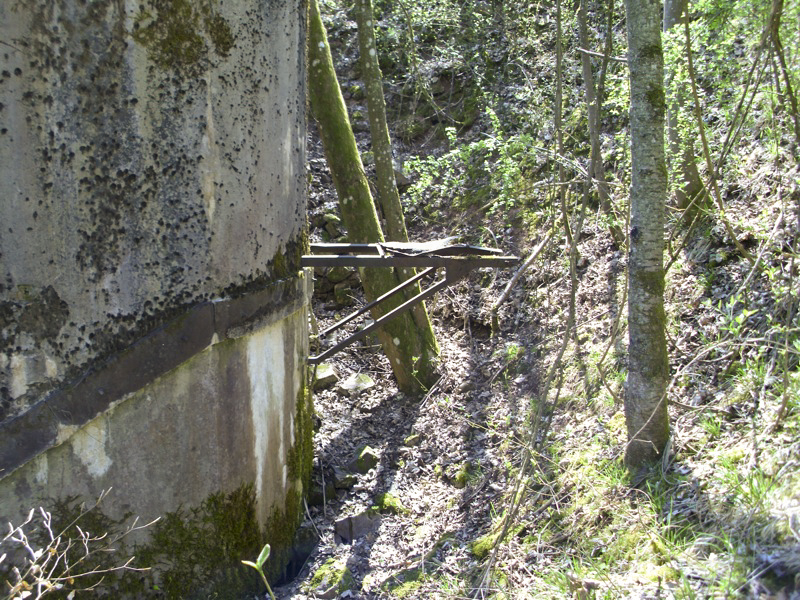 Ligne Maginot - COUCOU - A20 - (Ouvrage d'infanterie) - Support de projecteur extérieur provisoire