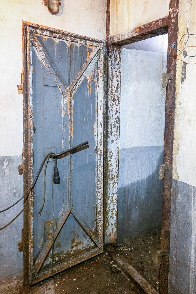 Ligne Maginot - HATTEN - O1 - (Observatoire d'artillerie) - Porte vers cloche GFM - Michel Teiten