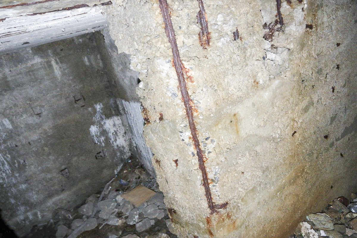 Ligne Maginot - B13 - PAS DE LA PORTE SUD - SA-7 - (Blockhaus pour arme infanterie) - Tentative de photo du sous-sol - Alain Perouffe