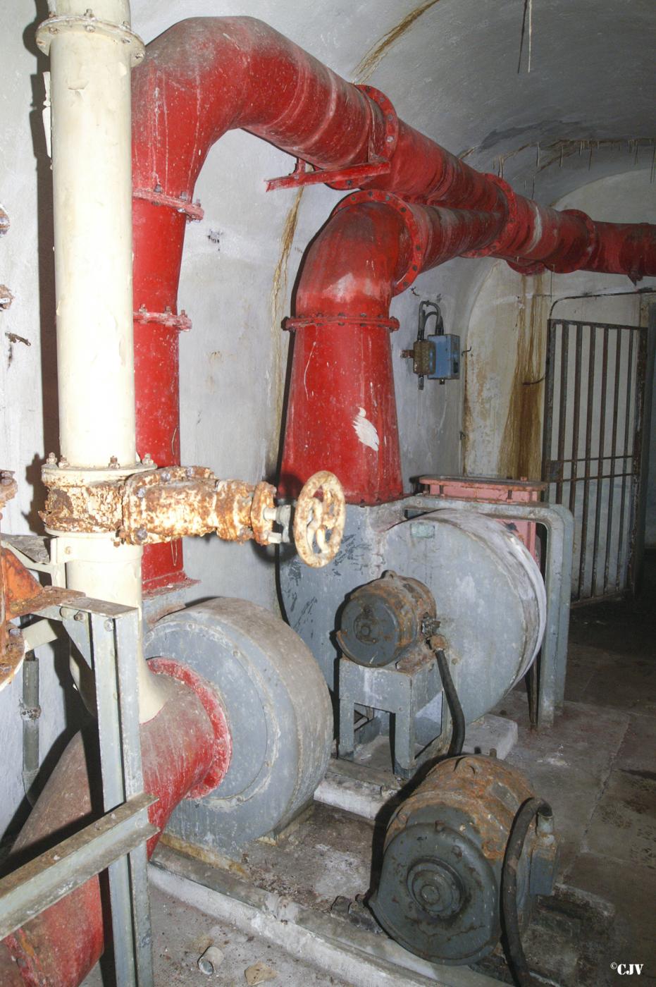 Ligne Maginot - RIMPLAS (RS) - (Ouvrage d'artillerie) - Bloc 1
Ventilation - Lia VERMEULEN