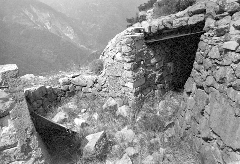 Ligne Maginot - RIMPLAS (RS) - (Ouvrage d'artillerie) - Bloc 2
Plateforme extérieur pour mortier