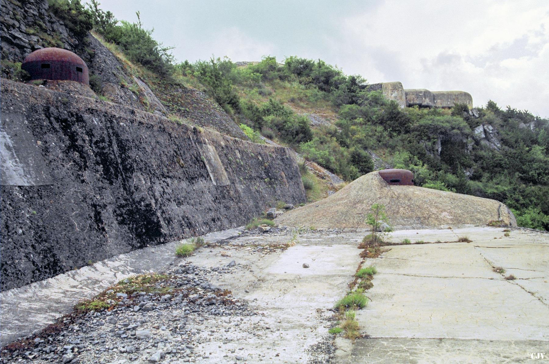 Ligne Maginot - RIMPLAS (RS) - (Ouvrage d'artillerie) - Bloc 4
La cloche VDP - Lia VERMEULEN