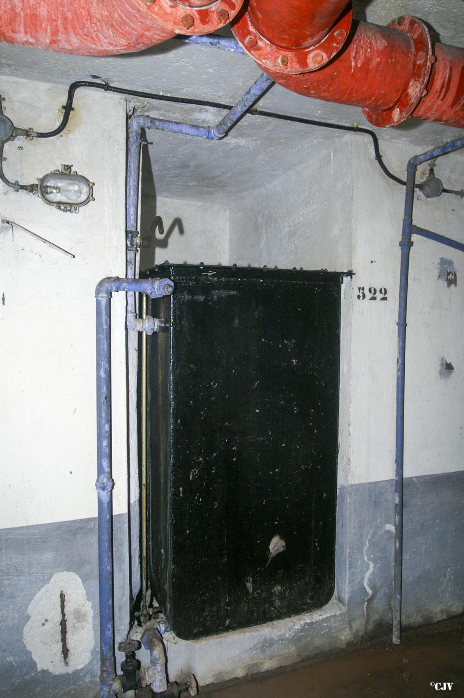 Ligne Maginot - RIMPLAS (RS) - (Ouvrage d'artillerie) - Bloc 5 
Cuve pour l'eau de refroidissement