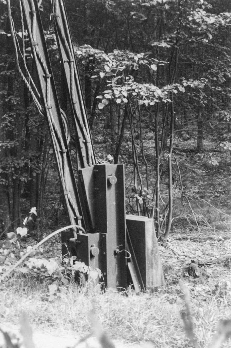 Ligne Maginot - 227 - (Barrage de Route) - Détail support pivot - NOSPELD Jean-Louis