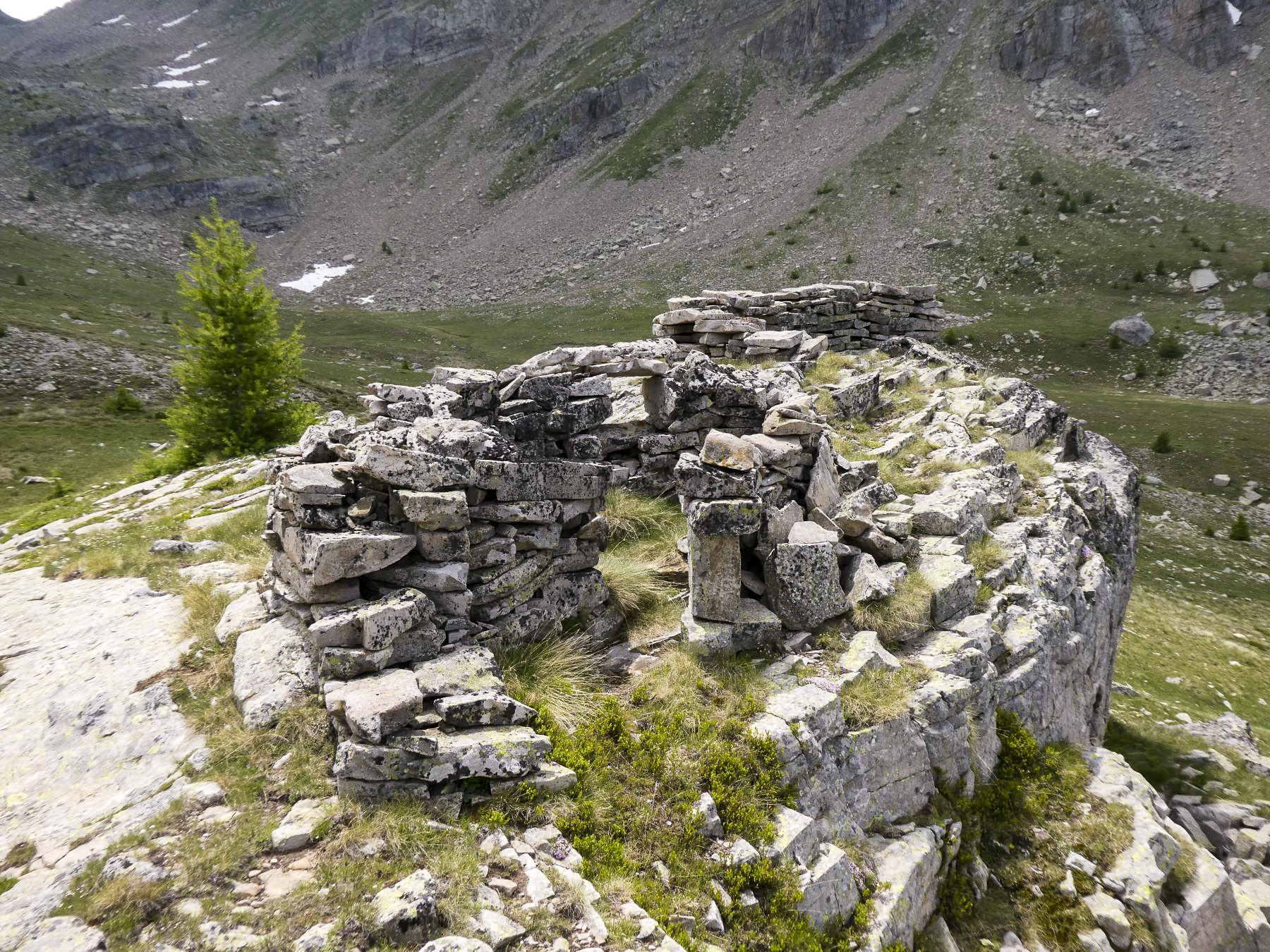 Ligne Maginot - VALLON DE SANGUINIERE - (Cuve pour arme d'infanterie) -  - ELLENA Daniel - CUNY Philippe