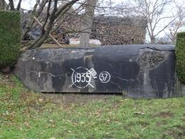 Ligne Maginot - DAMBACH - LA CHAPELLE NORD  - (Blockhaus pour arme infanterie) - Vue de la façade avec l'inscription