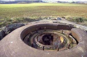 Ligne Maginot - MAUVAIS BOIS - A4 - (Ouvrage d'infanterie) - Bloc 3
Tourelle en ruine