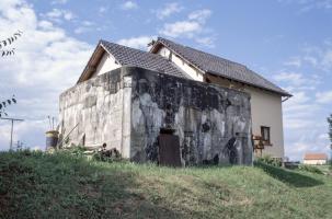 Ligne Maginot - M108N - CALVAIRE 2 - (Blockhaus pour arme infanterie) - L'entrée