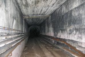 Ligne Maginot - MONT DES WELCHES - A21 - (Ouvrage d'artillerie) - Entrée munitions
Plan incliné descendant.