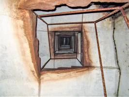 Ligne Maginot - LAVOIR - (Ouvrage d'artillerie) - Bloc 4
Escalier