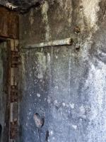 Ligne Maginot - 34/2 - CHALAMPE NORD OUEST - (Casemate d'infanterie - Double) - Emplacement du bornier de raccordement des lignes de campagne. En dessous une goulotte à grenades