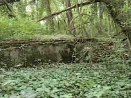 Ligne Maginot - BILLIG - (Casernement) - Le casernement léger
Soubassement de baraquement.