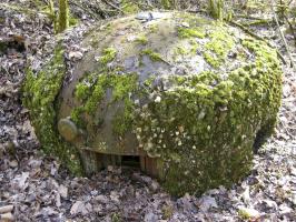 Ligne Maginot - KOBENBUSCH  - A13 - (Ouvrage d'artillerie) - Bloc 5
Cloche GFM - Noter le camouflage