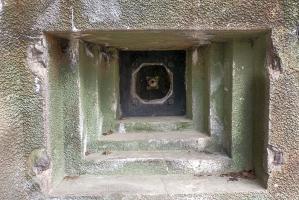 Ligne Maginot - GALGENBERG - A15 - (Ouvrage d'artillerie) - Entrée munitions
Créneau FM de droite
