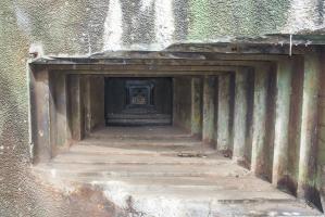 Ligne Maginot - GALGENBERG - A15 - (Ouvrage d'artillerie) - Entrée munitions
Jumelage Reibel en place dans le créneau JM / AC. 