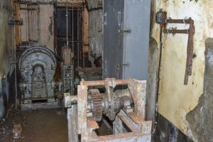 Ligne Maginot - GALGENBERG - A15 - (Ouvrage d'artillerie) - Bloc 6
Commande de secours du monte-charge pour la manœuvre à bras en cas de coupure de l'électricité