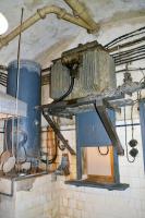 Ligne Maginot - GALGENBERG - A15 - (Ouvrage d'artillerie) - La cuisine
Le transformateur électrique destiné à l'alimentation des équipements de la cuisine