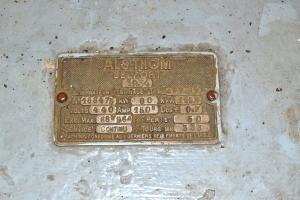 Ligne Maginot - GALGENBERG - A15 - (Ouvrage d'artillerie) - L’usine électrique 
Plaque signalétique des alternateurs