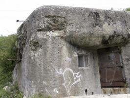 Ligne Maginot - COL DES BANQUETTES (EO7) - (Abri actif) - Le bloc 1
