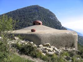 Ligne Maginot - COL DES BANQUETTES (EO7) - (Abri actif) - Bloc 3
Bloc actif, vue sur le Pic Siricoca