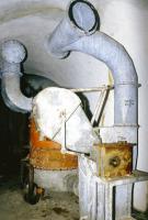 Ligne Maginot - COL DES BANQUETTES (EO7) - (Abri actif) - Le système en mode 'Action à la main'.
Les manivelles sont en position haute