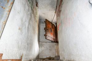 Ligne Maginot - RESTEFOND - (Ouvrage d'artillerie) - Bloc 6
Niveau intermédiaire
Sortie de secours