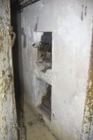 Ligne Maginot - OBERHEIDE - A14 - (Ouvrage d'infanterie) - Casemate nord - Créneaux FM, pour la défense du fossé (bas) diamant et la défense rapprochée (haut)