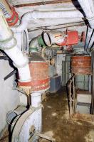 Ligne Maginot - OBERHEIDE - A14 - (Ouvrage d'infanterie) - Filtre et ventilation dans la chambre de la cloche GFM nord (haute)