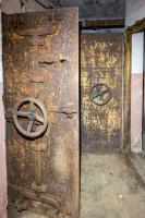 Ligne Maginot - ROTHERBERG - X30 (QUARTIER FREISTROFF - II/162°RIF) - (Abri) - Bloc entrée Sud
Portes blindées