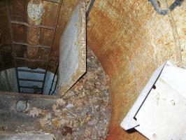 Ligne Maginot - BOIS KARRE - X12 - (Abri) - Intérieur de l'une des deux cloches avec son plancher encore en place