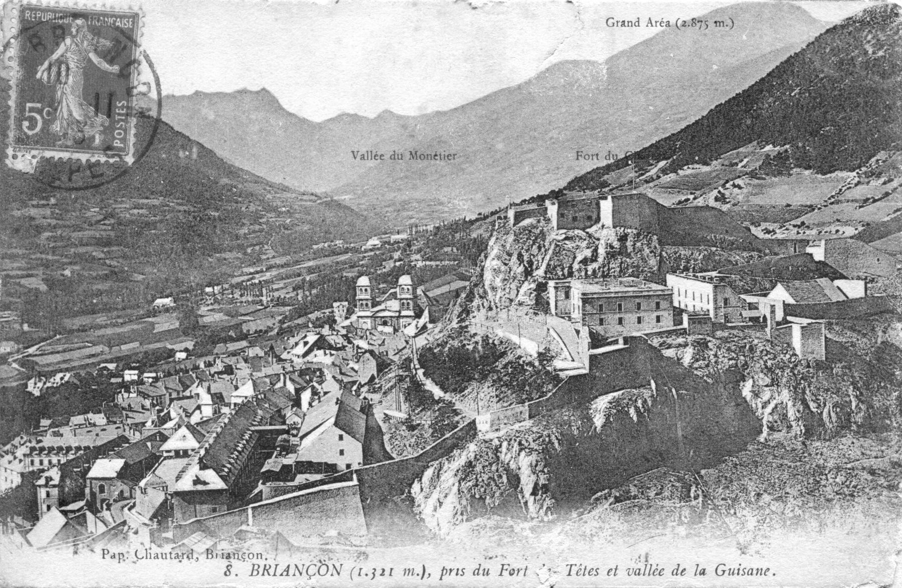 Ligne Maginot - Place de Briançon - Carte postale  - papeterie Chaurad - Briançon