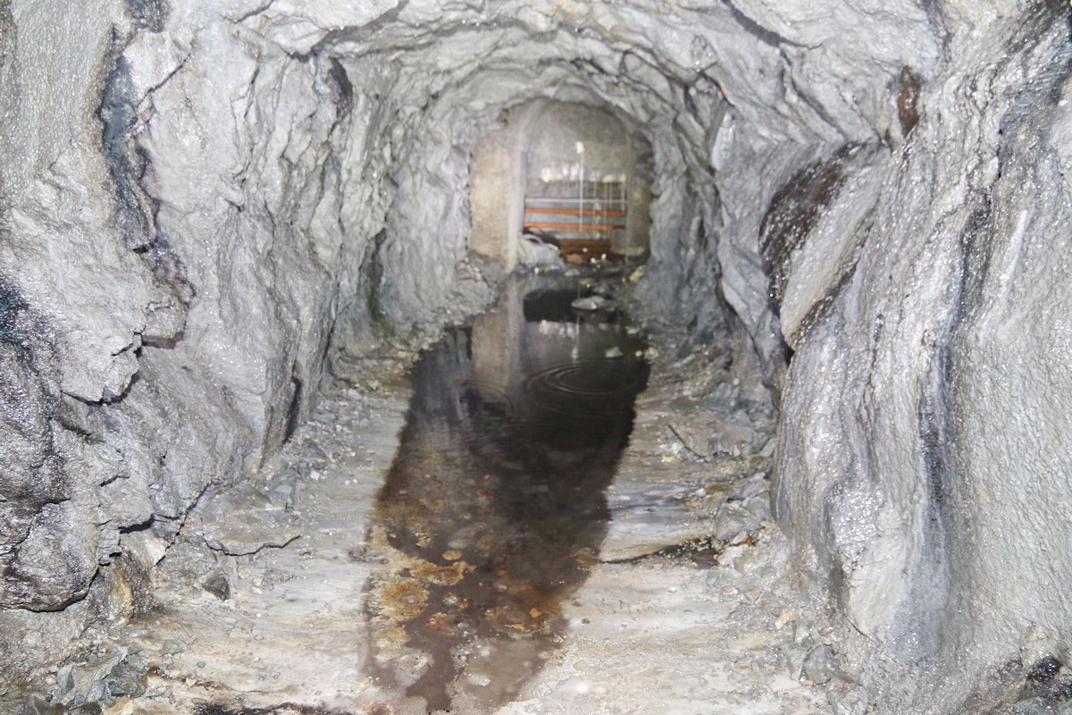 Ligne Maginot - LAVOIR - (Ouvrage d'artillerie) - Galerie d'accès à la source interne de l'ouvrage - Alain Perouffe