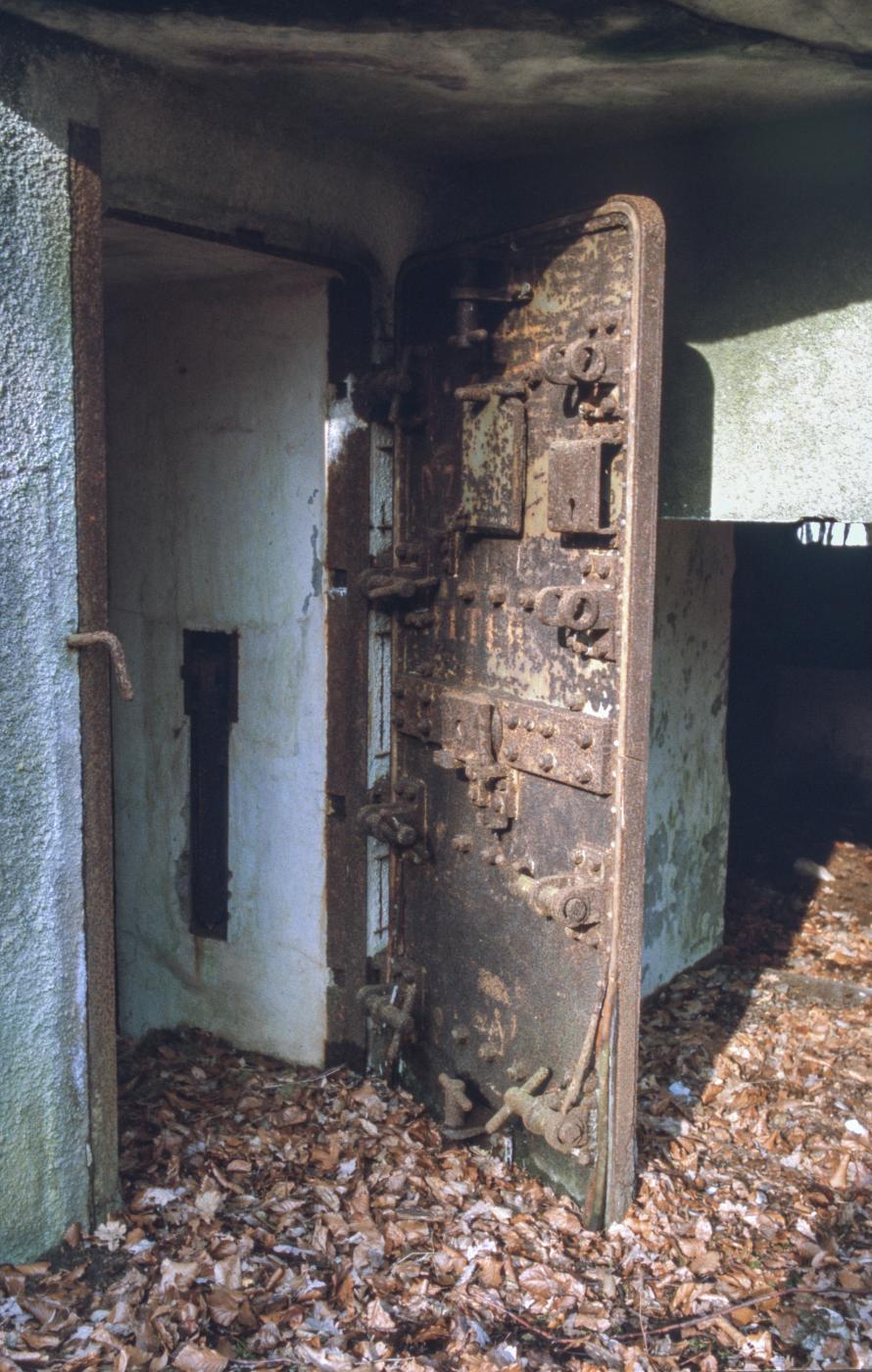 Ligne Maginot - C10B - KALMERICH 5 - (Blockhaus pour canon) - L'entrée - MANSUY Michel
