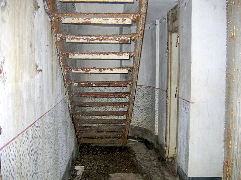 Ligne Maginot - HAUT DE L'ANGUILLE EST - C4 - (Casemate d'infanterie - Simple) -  - Sylvie Laure LAMBERT