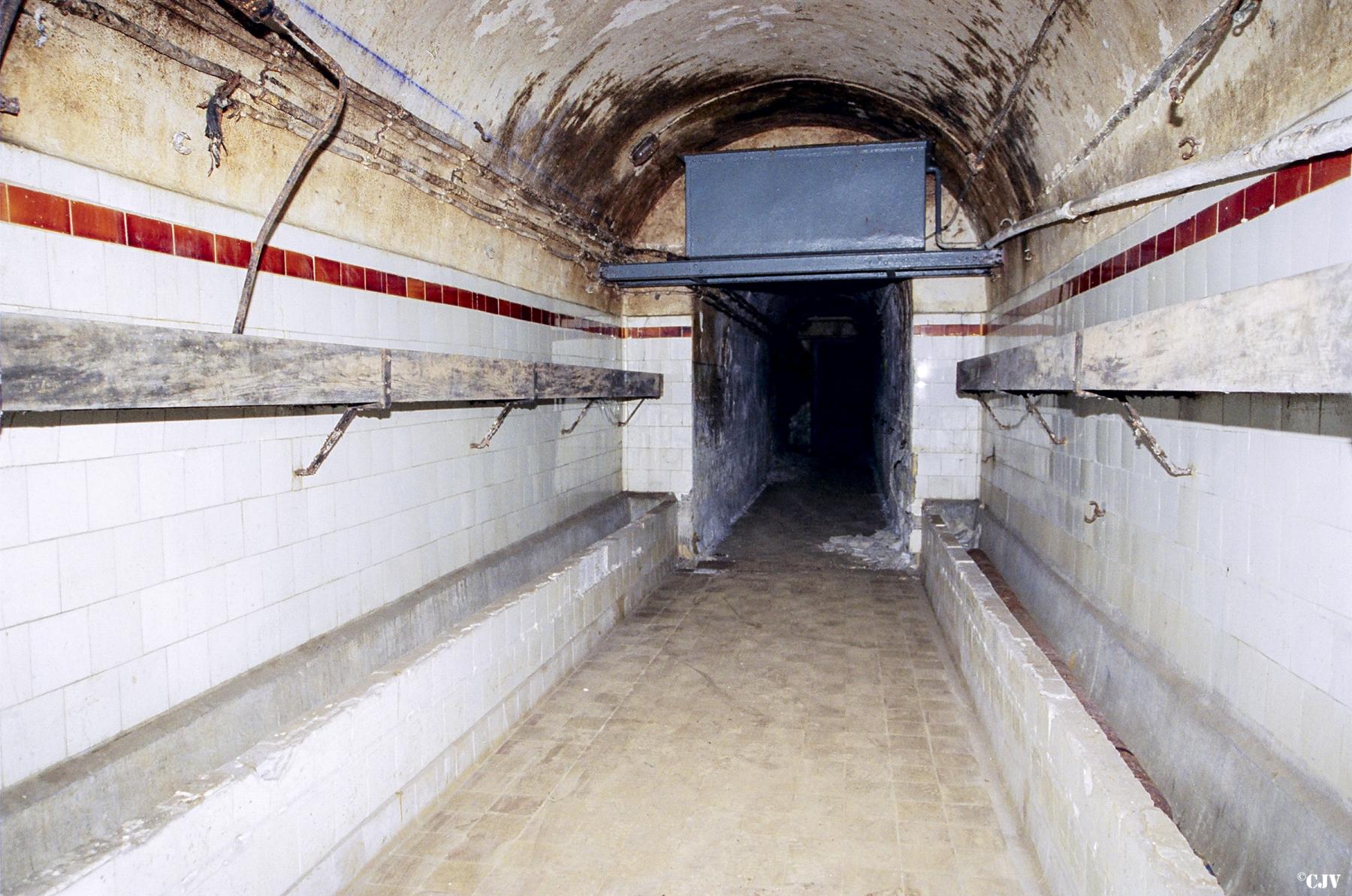 Ligne Maginot - BILLIG - A18 - (Ouvrage d'artillerie) - Lavabos - Lia VERMEULEN