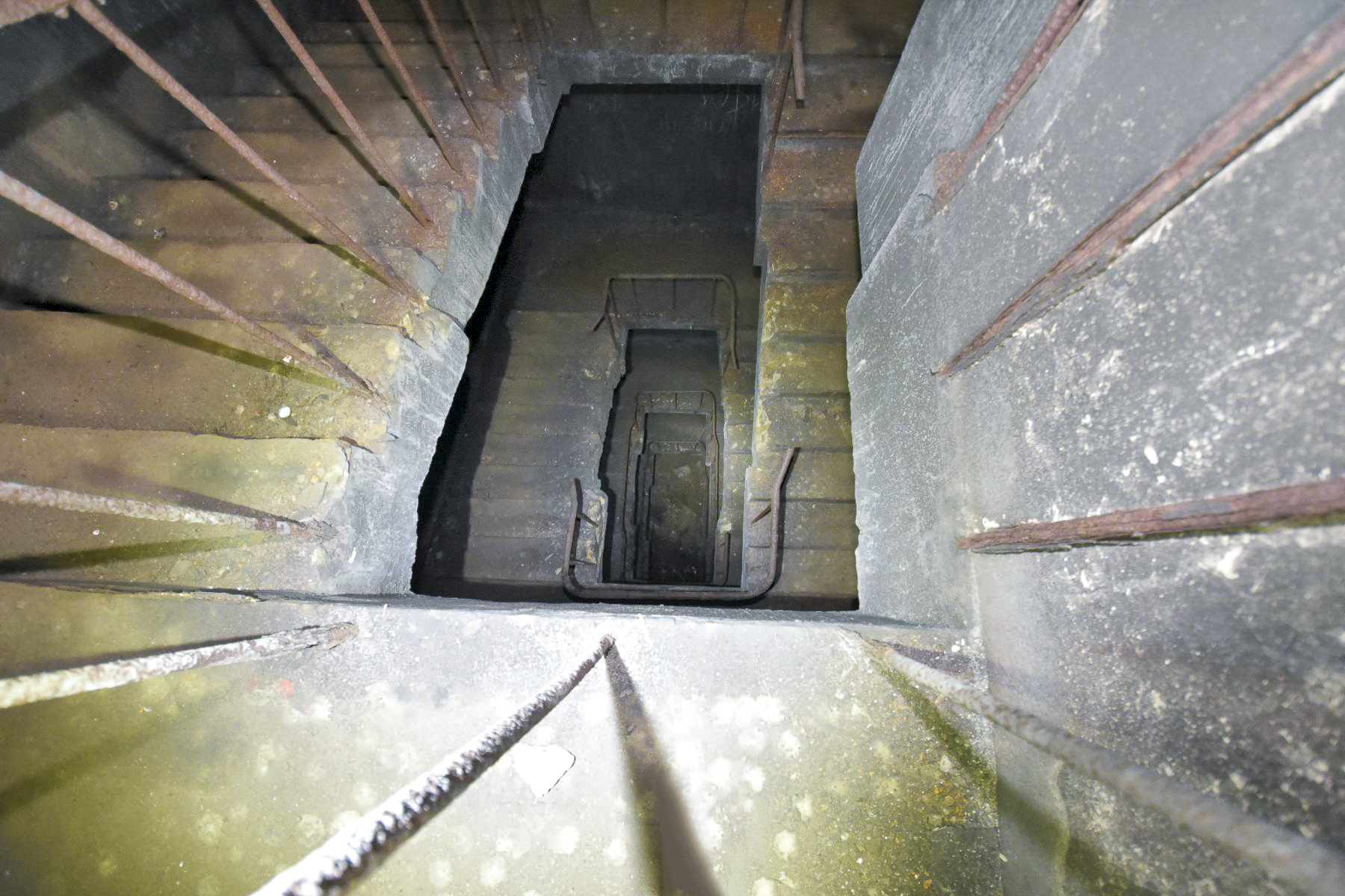 Ligne Maginot - MONT DES WELCHES - A21 - (Ouvrage d'artillerie) - Entrée des hommes - Ludovic KNAPP