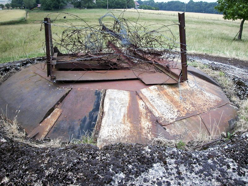 Ligne Maginot - FERME CHAPPY - A1 - (Ouvrage d'infanterie) - Bloc 2
La tourelle de mitrailleuses feraillée