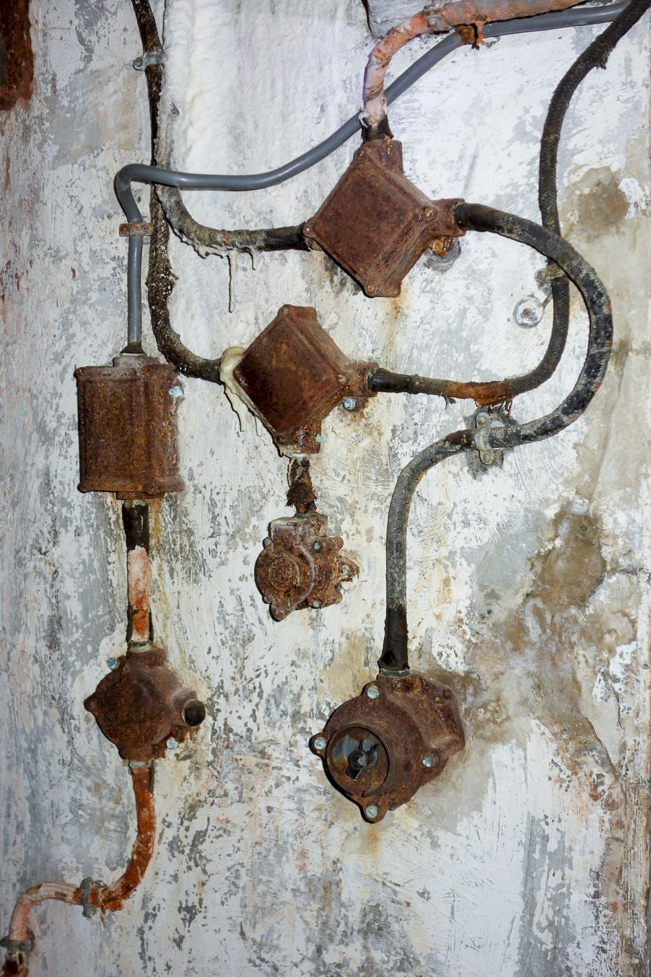 Ligne Maginot - PAS DU ROC - (Ouvrage d'artillerie) - Bloc 1
Dans la chambre de tir - Michel Teiten