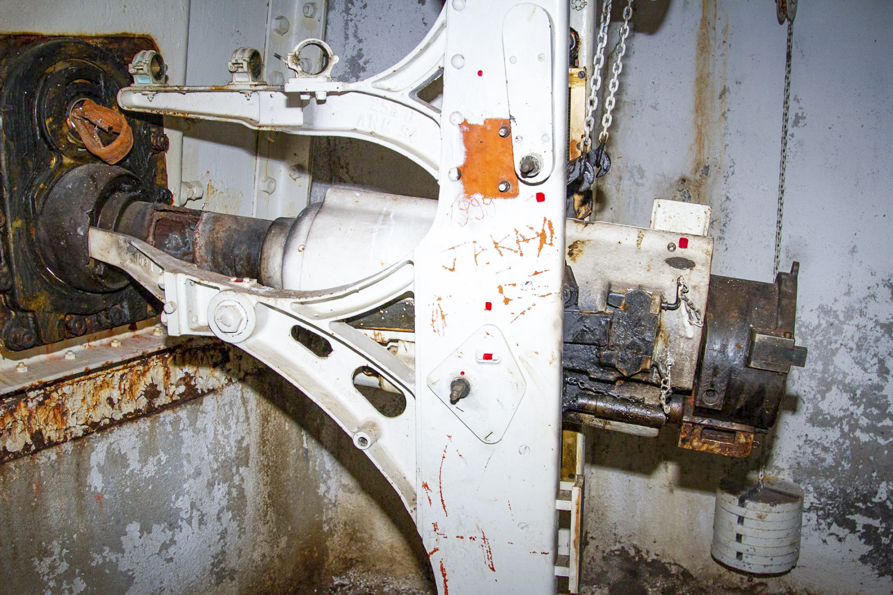 Ligne Maginot - PAS DU ROC - (Ouvrage d'artillerie) - Bloc 3
Obusier de 75 mle 31 - Michel Teiten