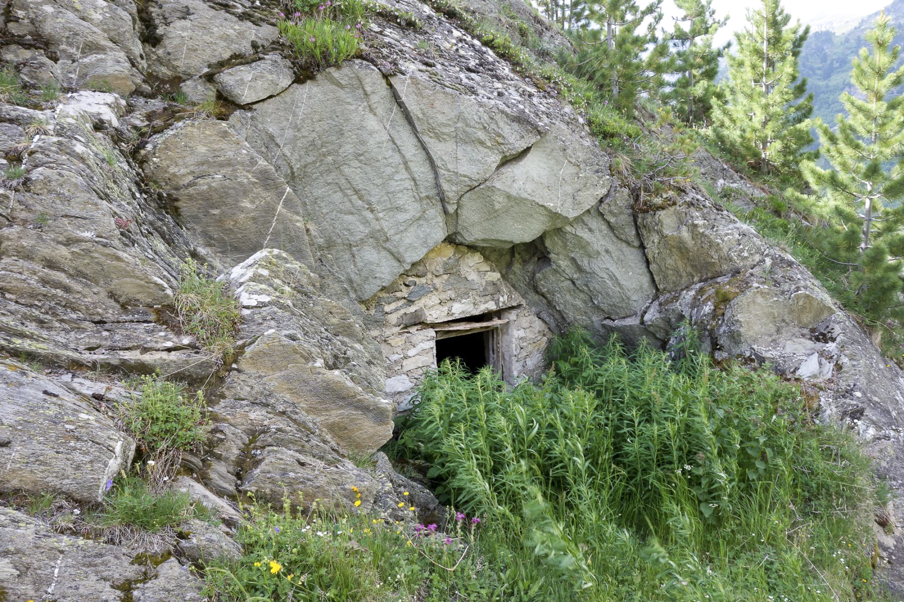 Ligne Maginot - LAVOIR - (Ouvrage d'artillerie) - Abri à proximité du bloc 5 - Michel Teiten