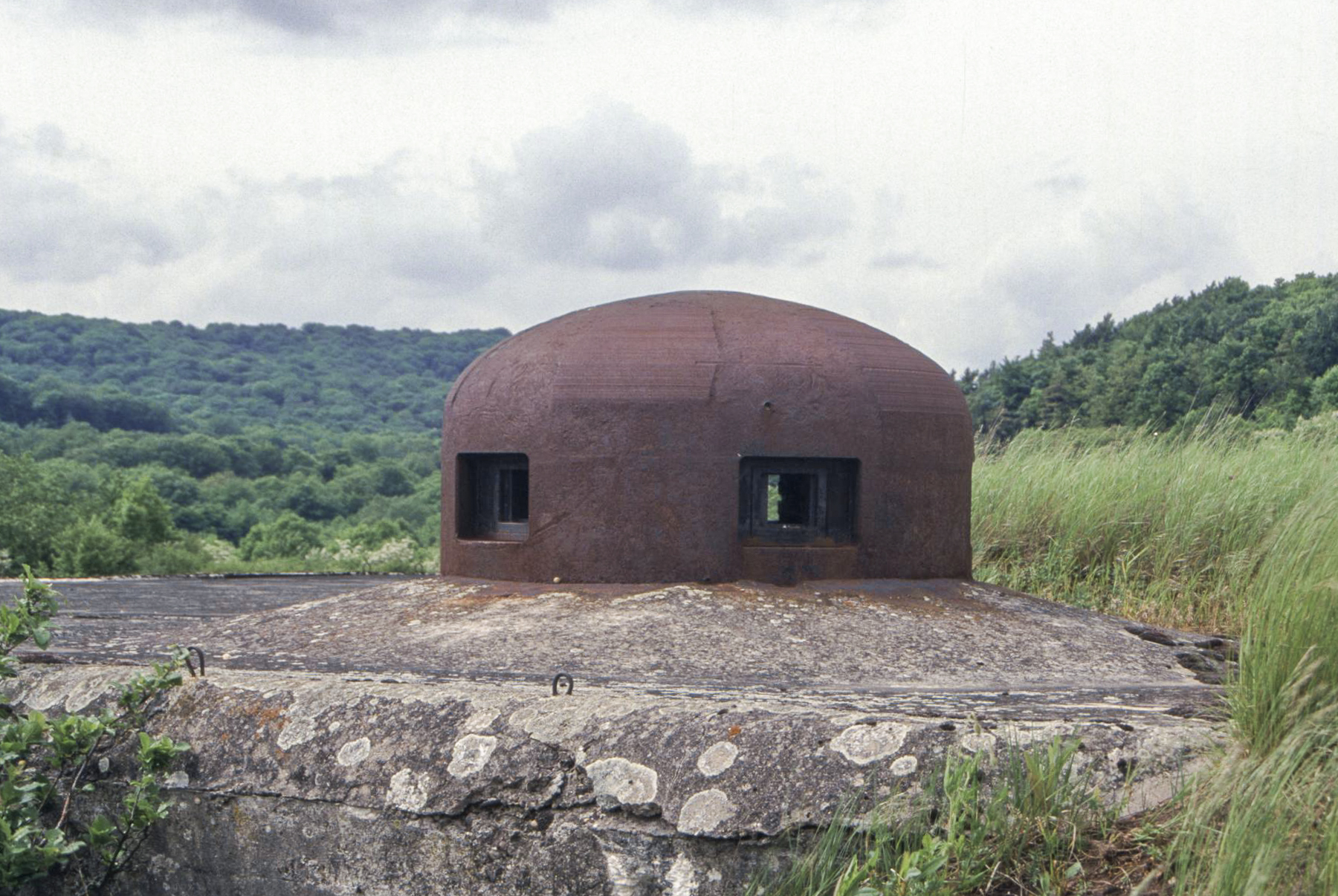 Ligne Maginot - MENSKIRCH - C57 - (Casemate d'infanterie - Double) - Une des deux cloches - Michel Teiten