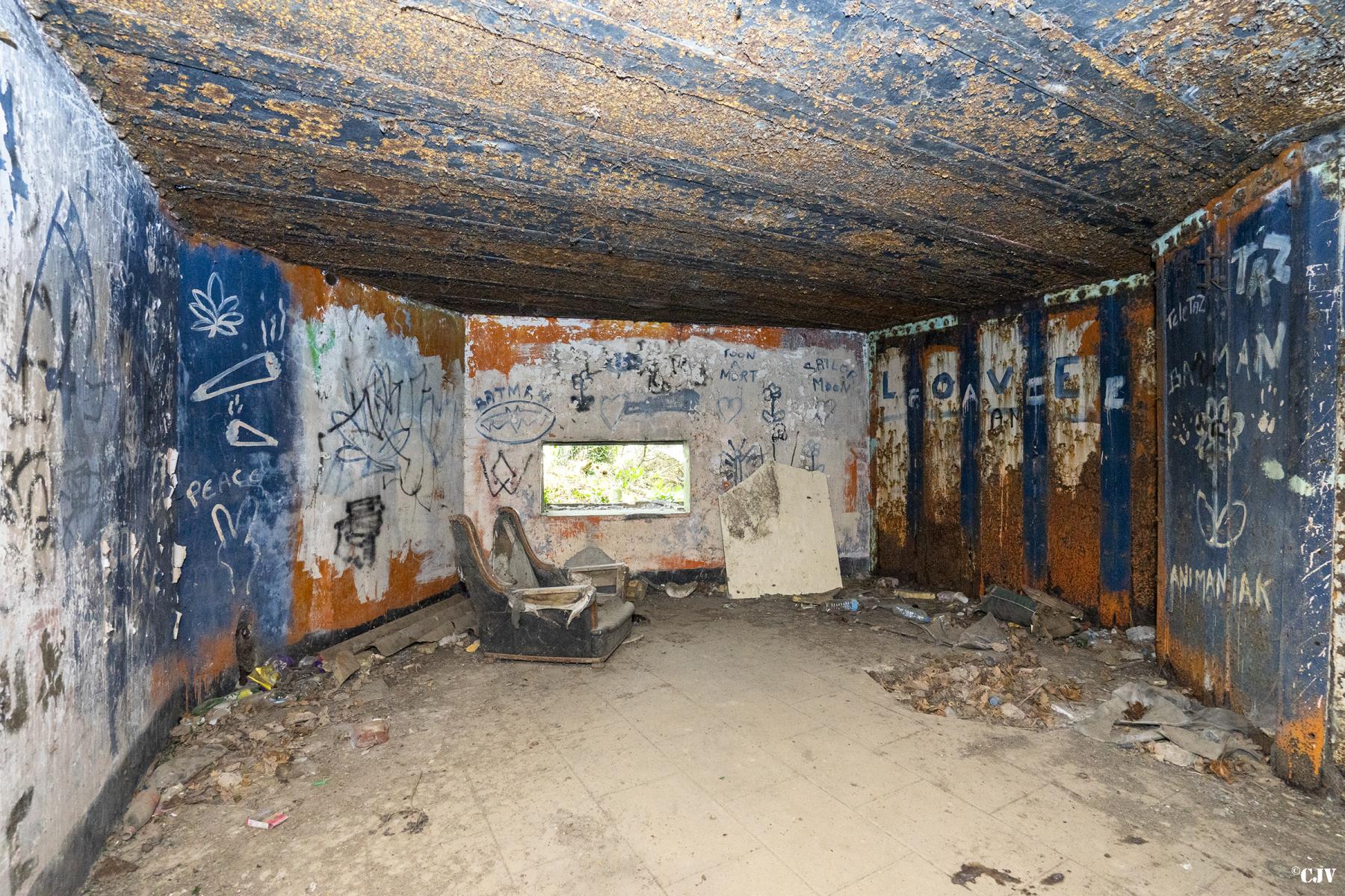 Ligne Maginot - CHATEAU L'ABBAYE - (Casemate d'infanterie - Double) - Intérieur - Lia VERMEULEN