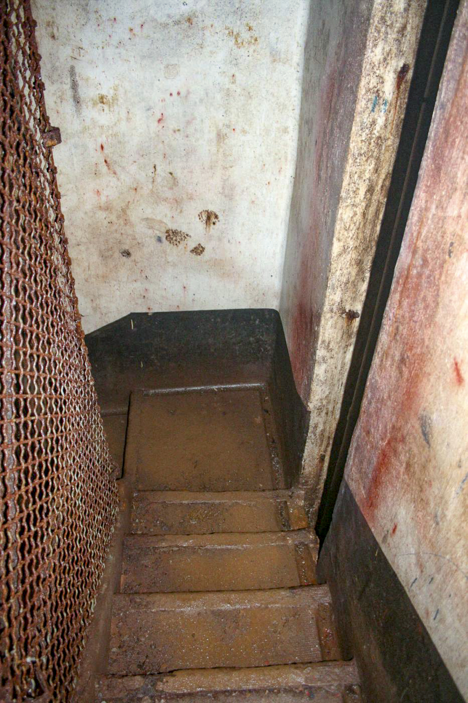 Ligne Maginot - GALGENBERG - A15 - (Ouvrage d'artillerie) - Bloc 3
Cage d'escalier - Michel Teiten