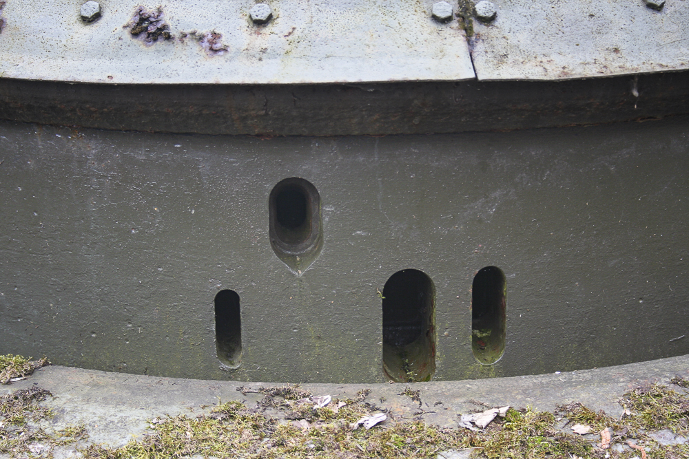 Ligne Maginot - GALGENBERG - A15 - (Ouvrage d'artillerie) - Bloc 3
Embrasures de la tourelle mitrailleuse