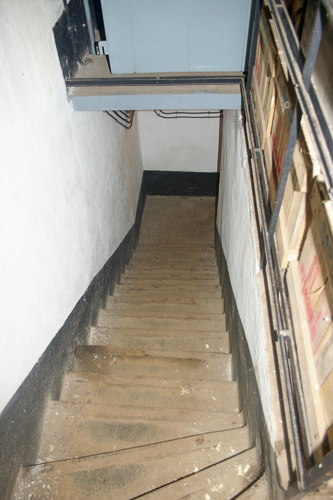 Ligne Maginot - GALGENBERG - A15 - (Ouvrage d'artillerie) - Entrée munitions
Descente à l'étage inférieur