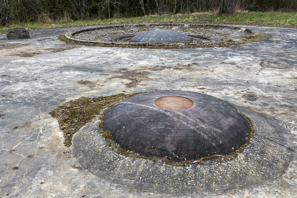 Ligne Maginot - GALGENBERG - A15 - (Ouvrage d'artillerie) - Bloc 6
Cloche LG et tourelle de 135 