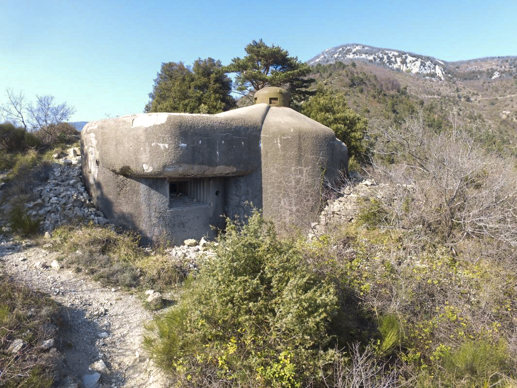 Ligne Maginot - COL DES BANQUETTES (EO7) - (Abri actif) - Bloc 3 - ELLENA-CUNY